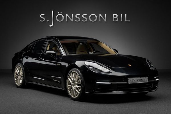 Porsche Panamera 4 E-Hybrid / 10 Years Edition - 2020