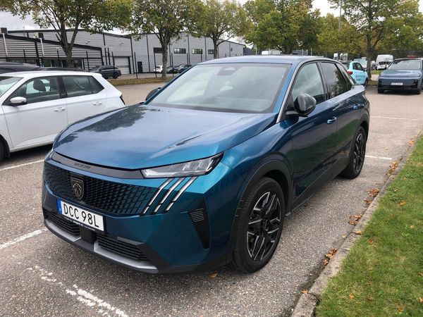 Peugeot 3008 Hybrid 145 ALLURE AUT - 2025