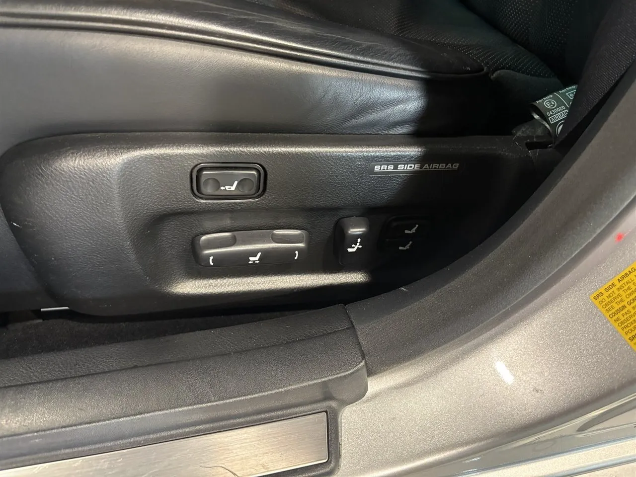 Vehicle image 18