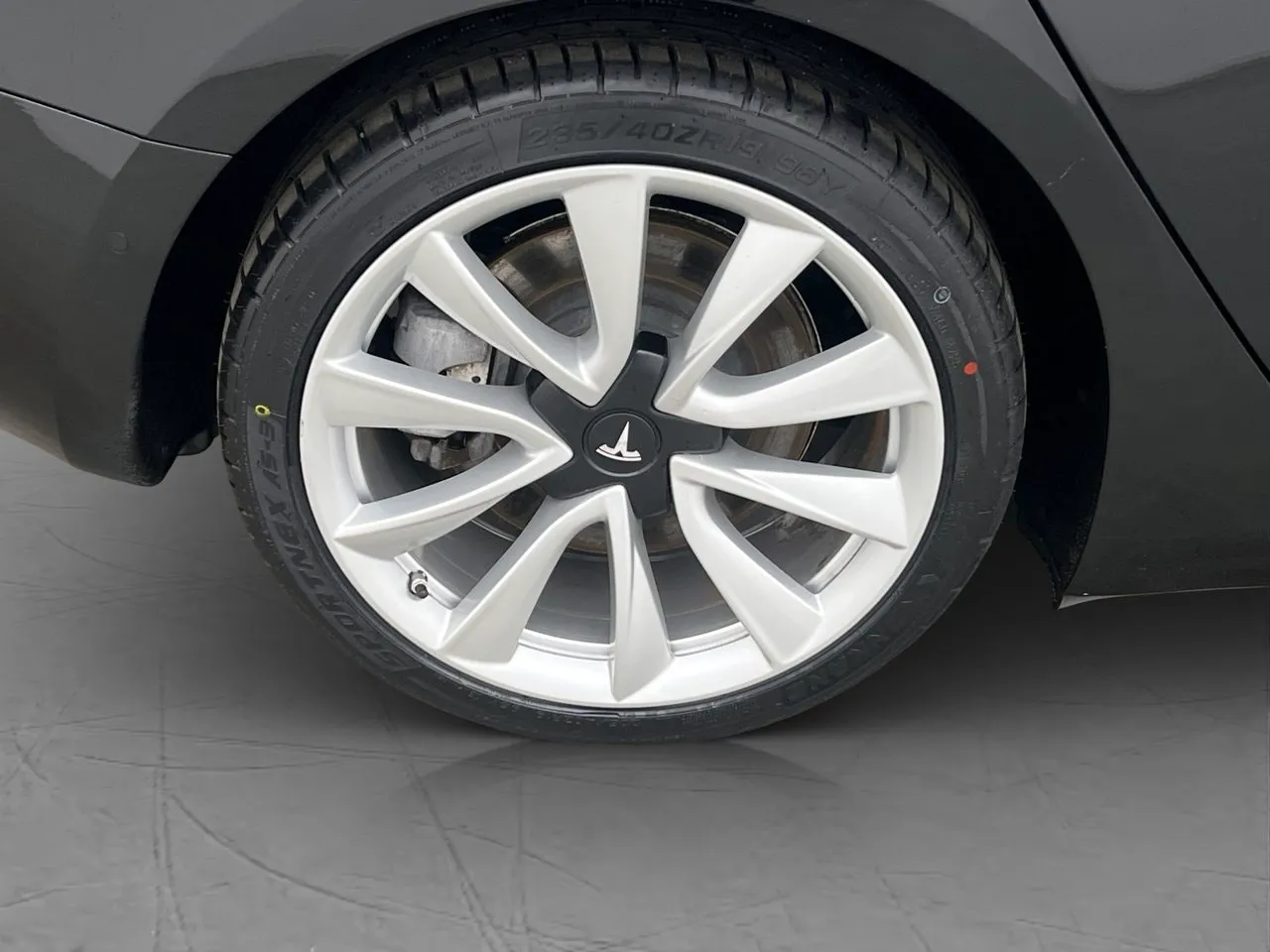 Vehicle image 31