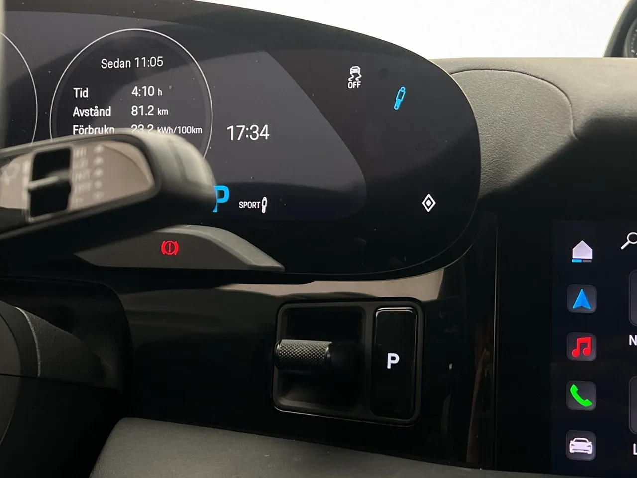 Vehicle image 36