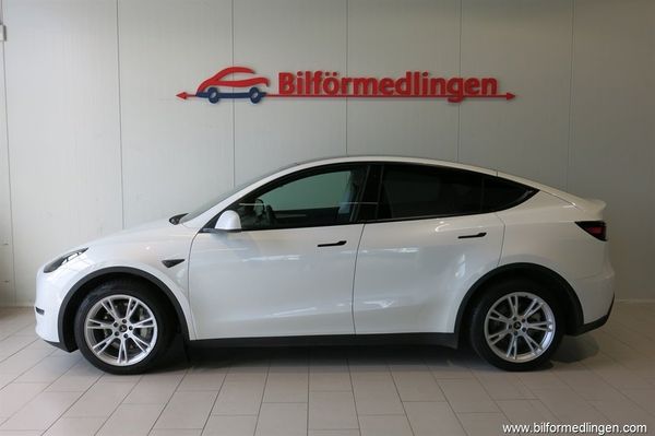Tesla Model Y Long Range AWD Drag Momsbil - 2023