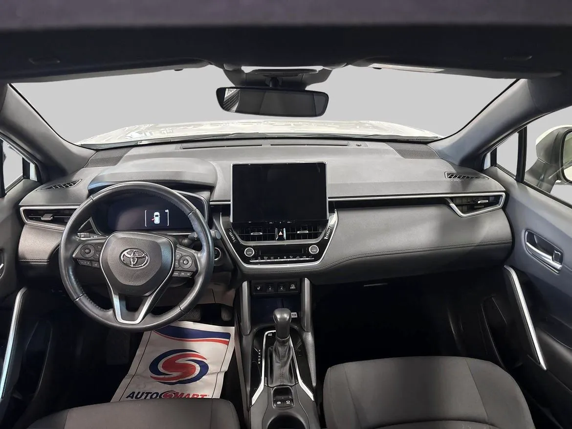 Vehicle image 11