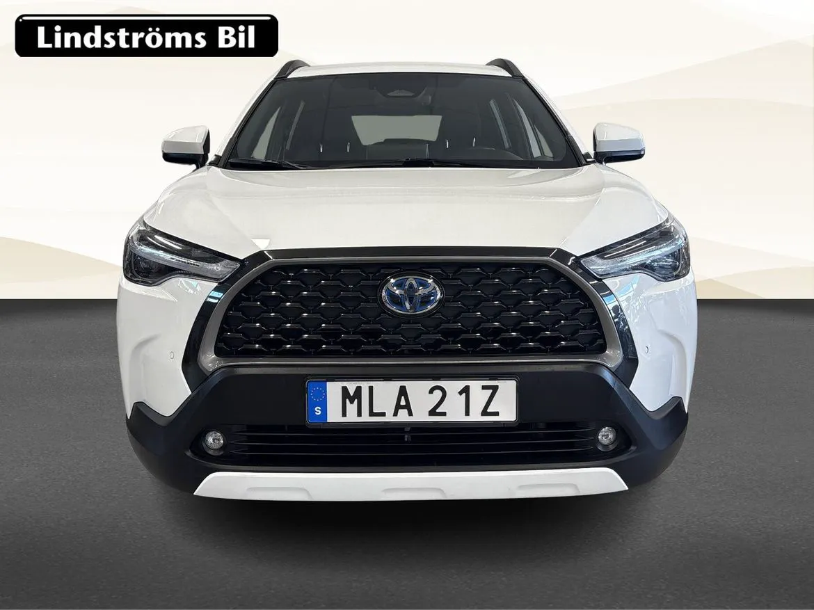Vehicle image 8