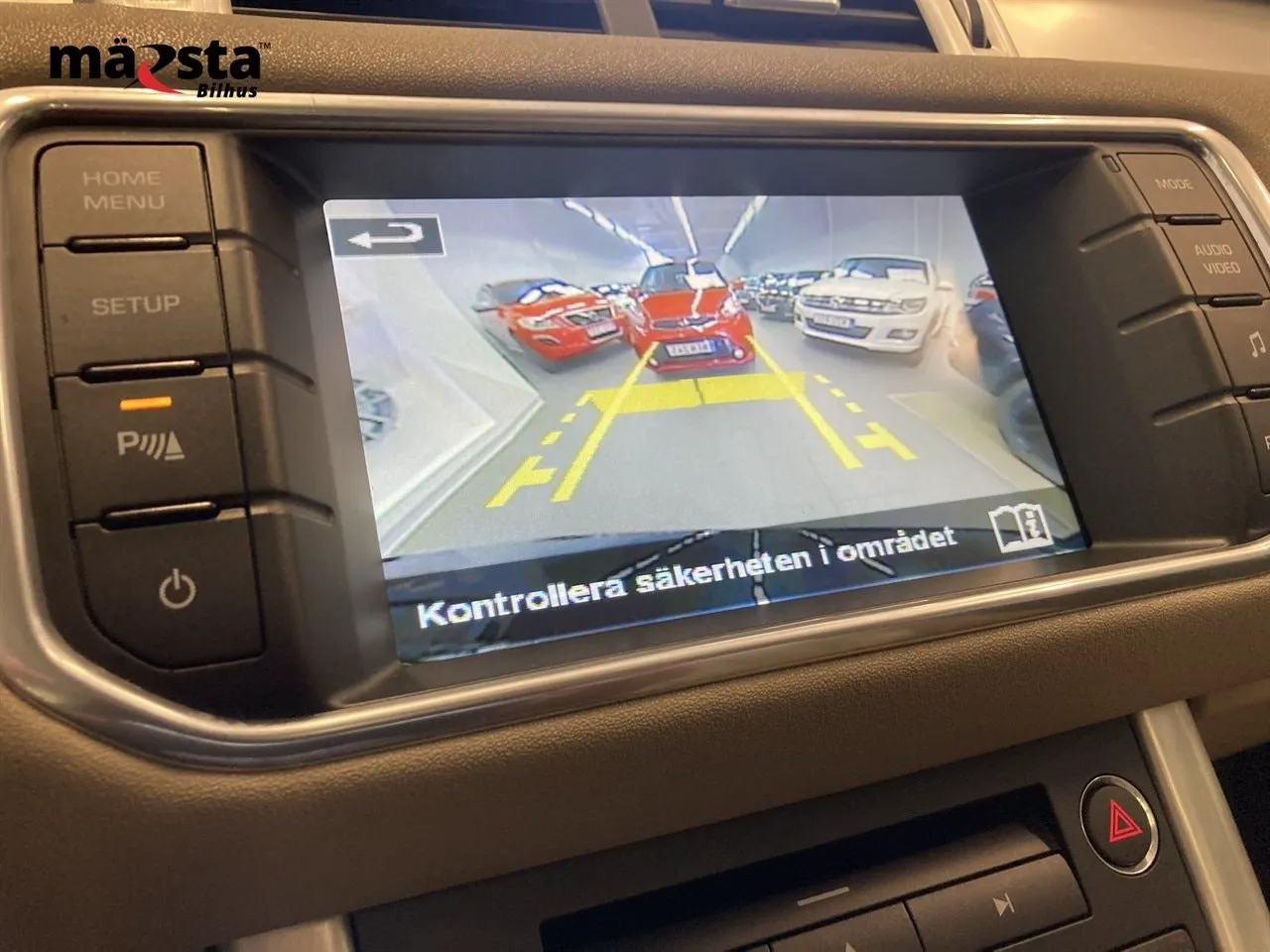 Vehicle image 18
