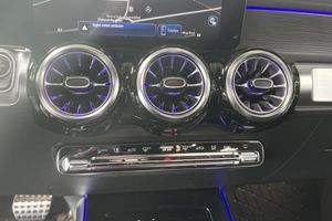 Mercedes GLB220 bild 13