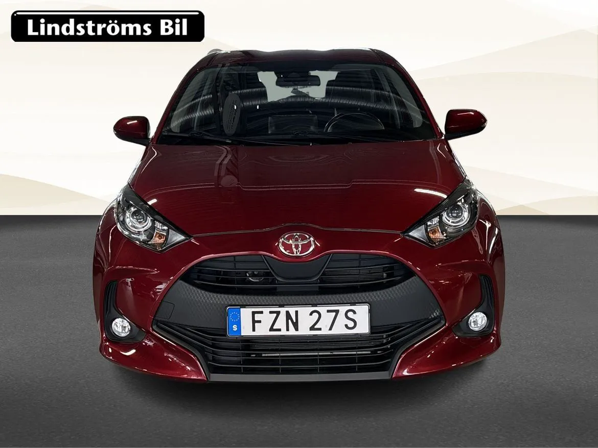 Vehicle image 8