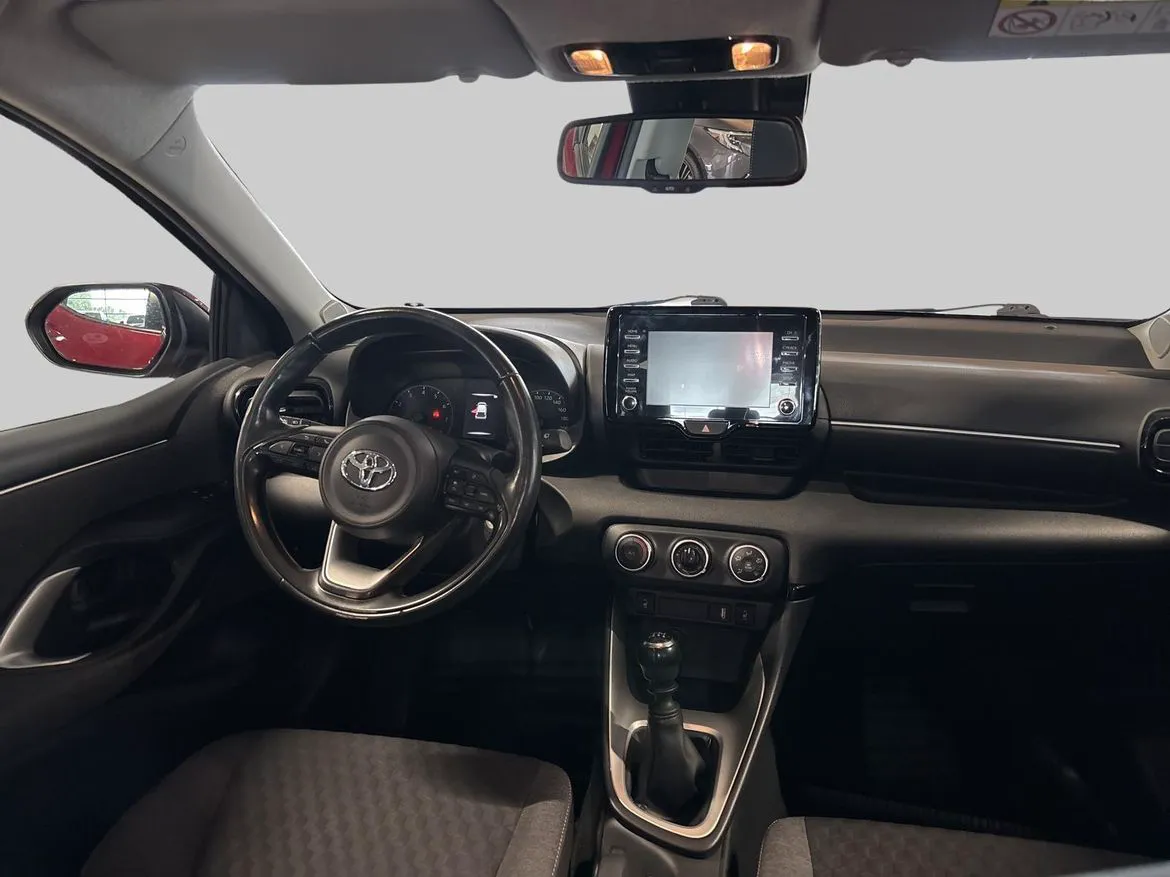 Vehicle image 11