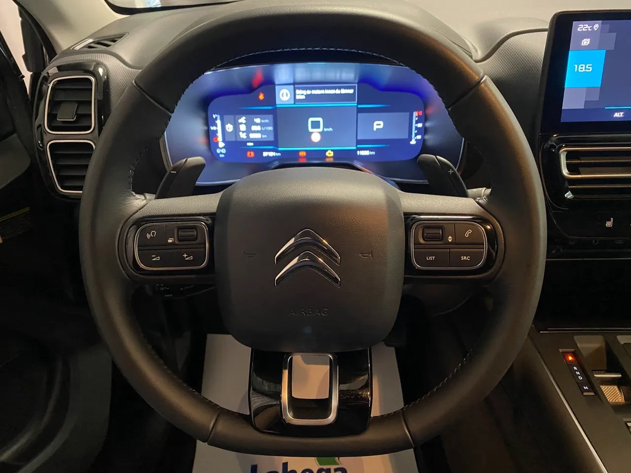 Vehicle image 18