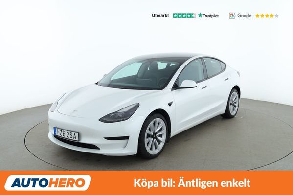 Tesla Model 3 Standard Range RWD / Panorama, Rattvärme - 2022