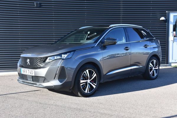 Peugeot 3008 HYBRID4 300 Allure Kamera, Drag välutrustad Euro 6 - 2022