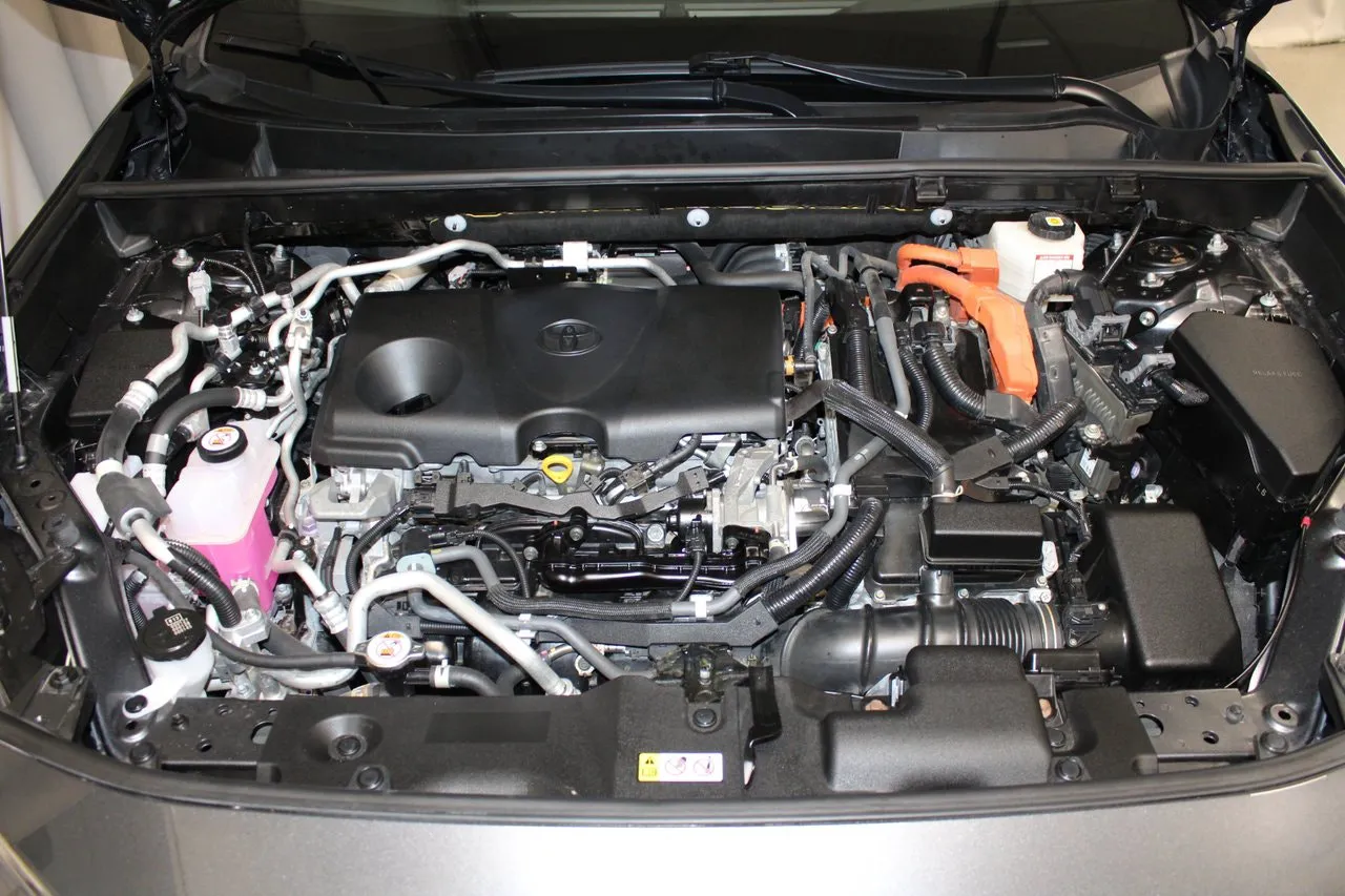 Vehicle image 19