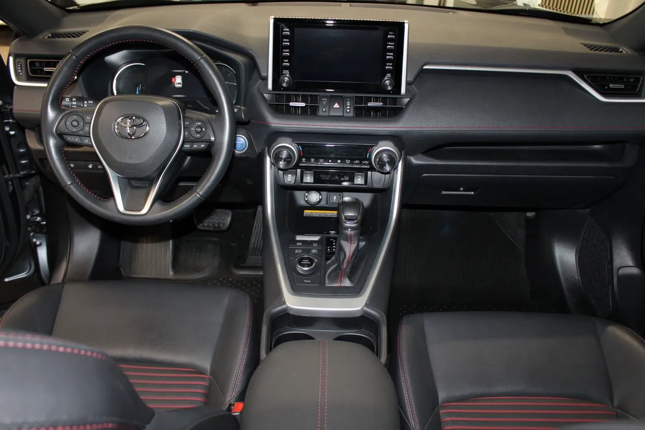 Vehicle image 20