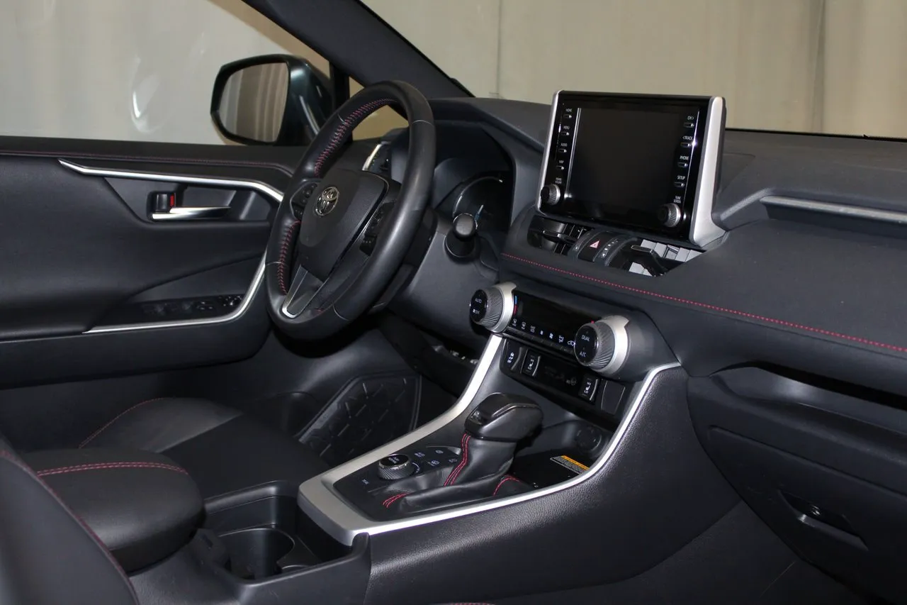 Vehicle image 23