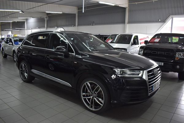 Audi Q7 3.0 TDI V6 Quattro 272hk S line 7-Sits Pano Bose - 2016