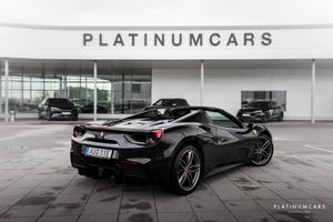 Ferrari 488 bild 2
