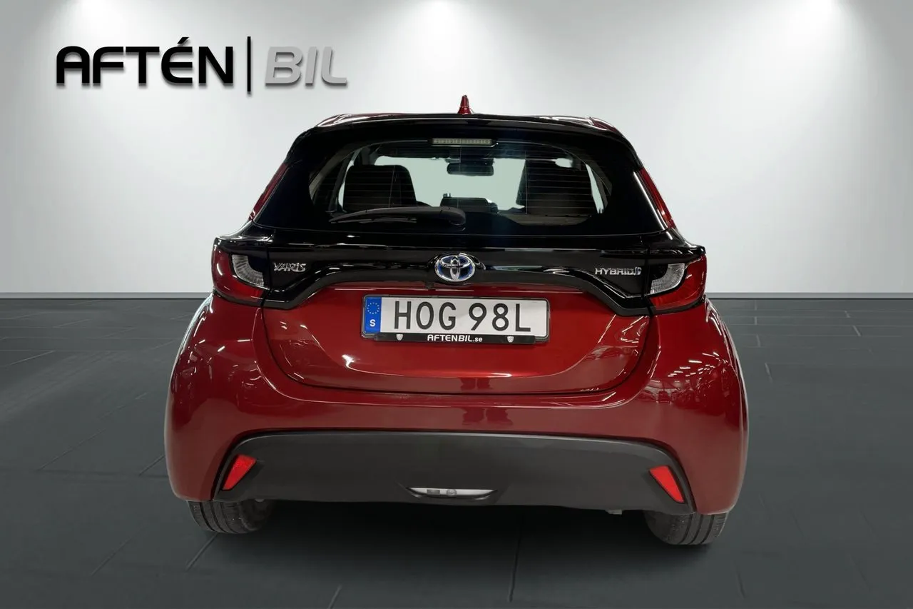 Vehicle image 8