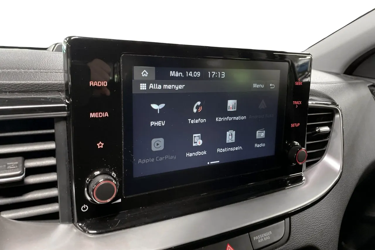 Vehicle image 22