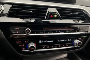 BMW 520 bild 19