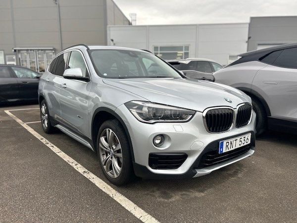 BMW X1 xDrive18d 150hk | Sport Line | Dragkrok | En ägare - 2018