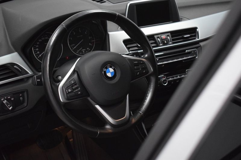 BMW X1 bild 12