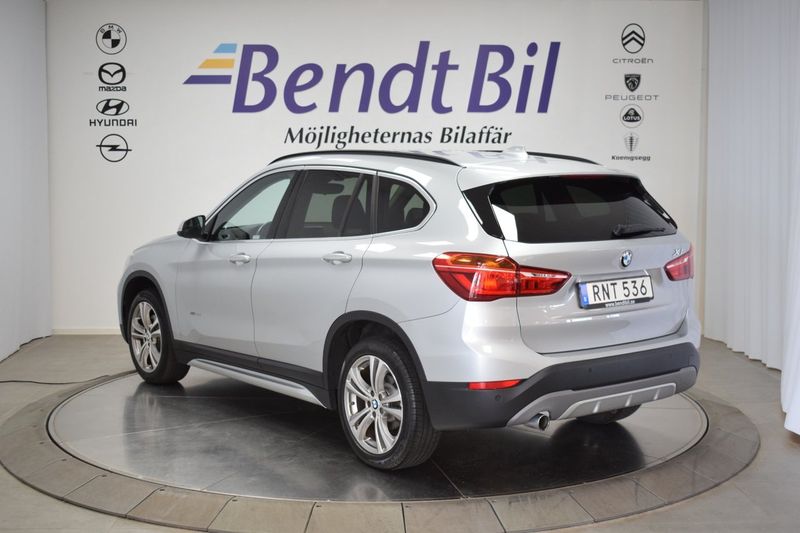 BMW X1 bild 11