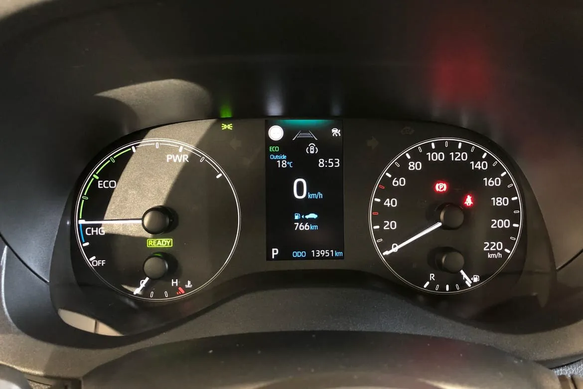 Vehicle image 15