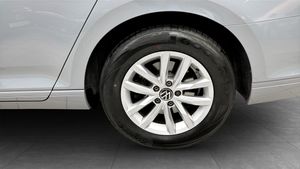 Volkswagen Passat bild 6