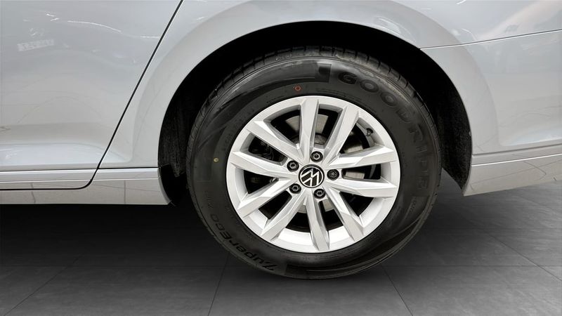Volkswagen Passat bild 6