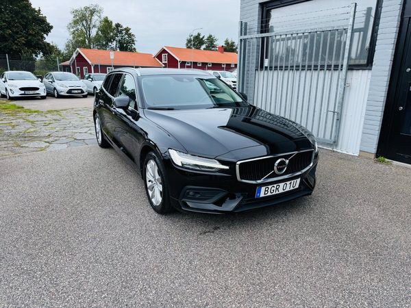 Volvo V60 B4 197HK ADVANCED SE / PILOT / NAVI / DRAG / VÄRMARE - 2021