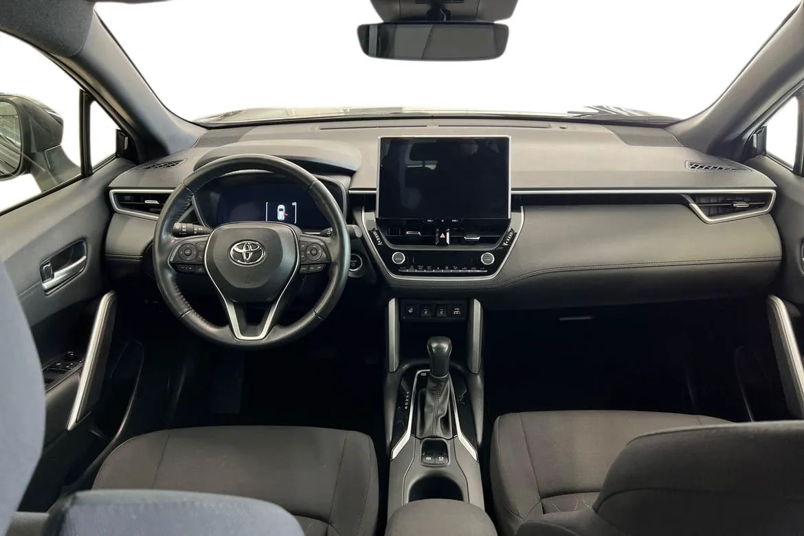 Vehicle image 7