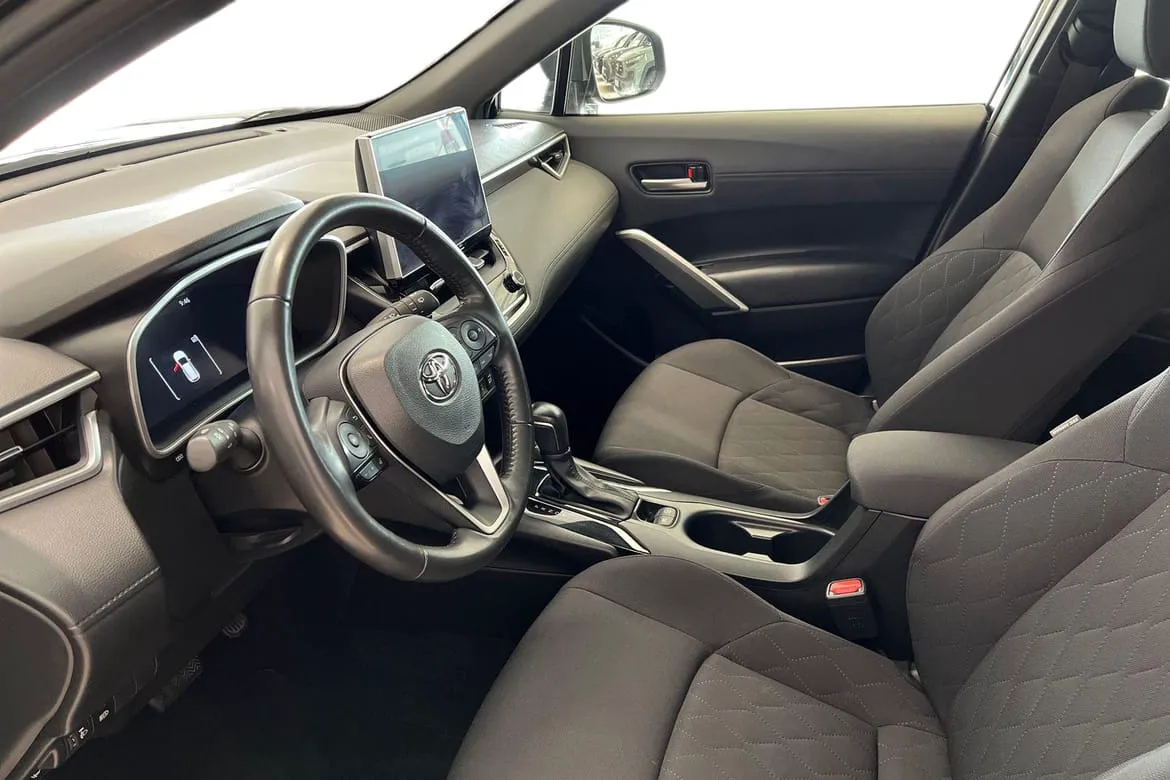 Vehicle image 11