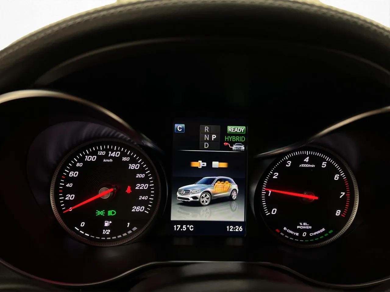Vehicle image 21