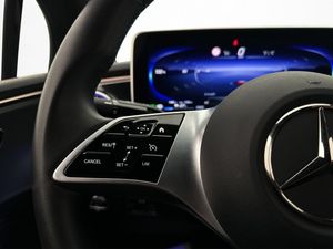 Mercedes EQE300 bild 23
