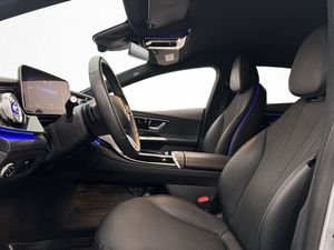 Mercedes EQE300 bild 14
