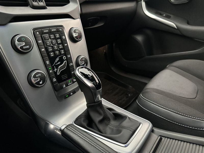 Volvo V40 bild 19