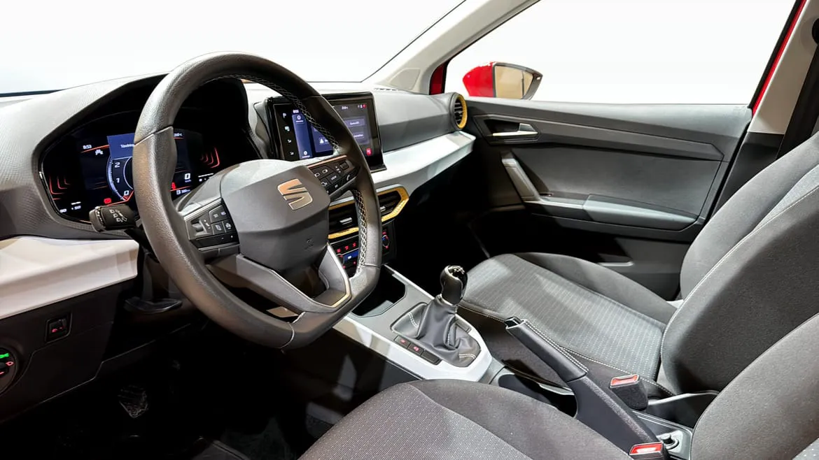Vehicle image 6