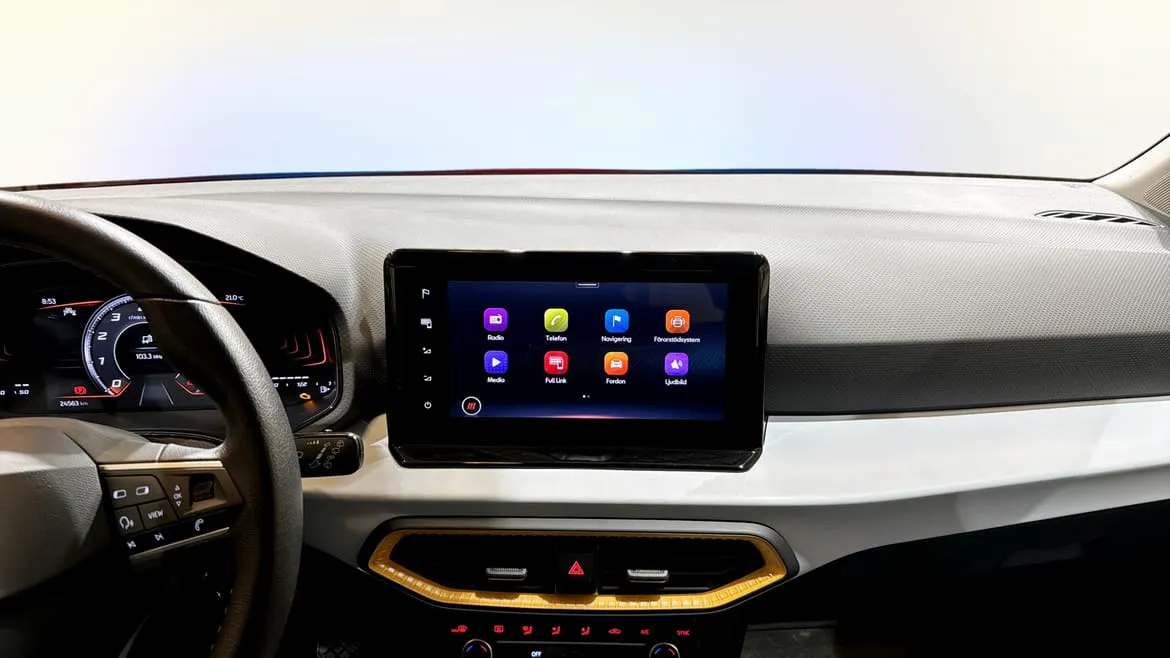 Vehicle image 8