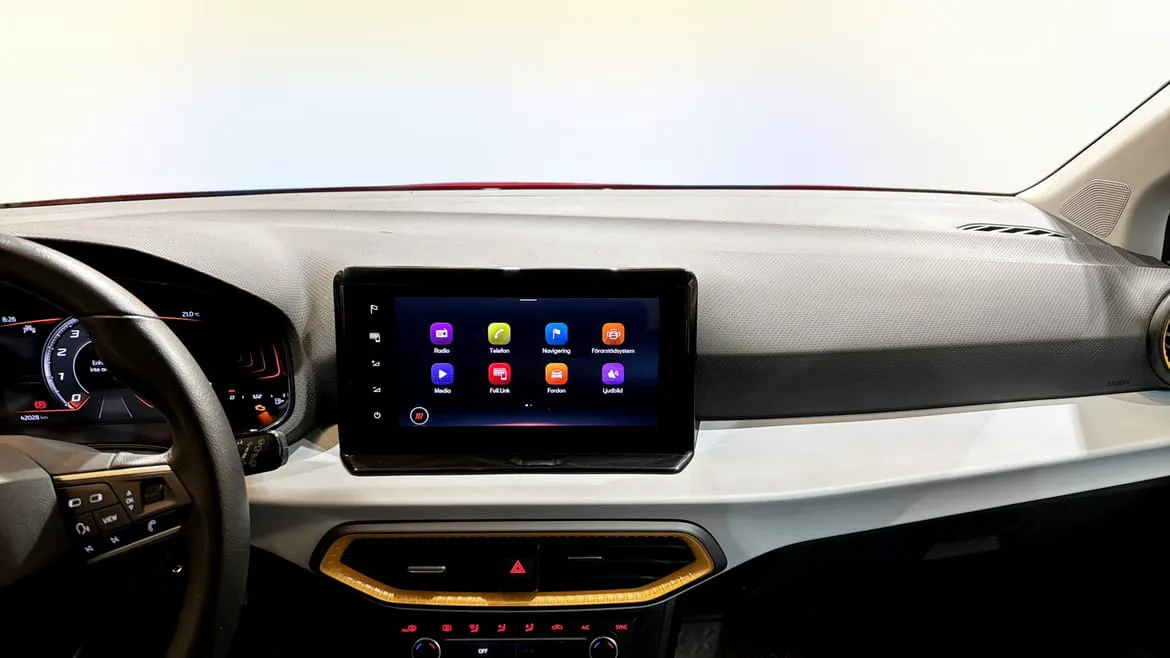 Vehicle image 8