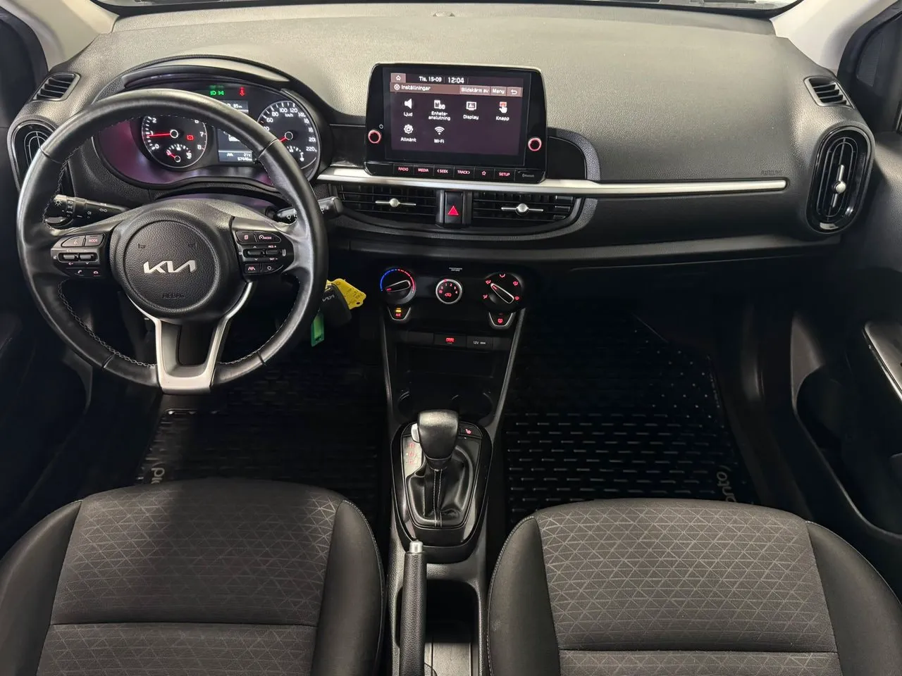 Vehicle image 21
