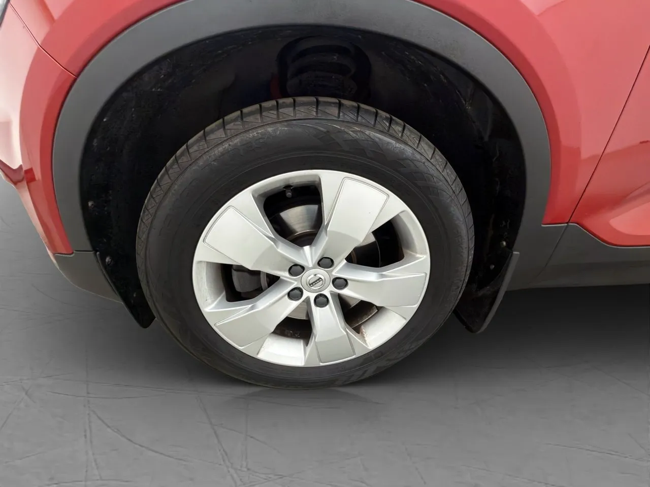 Vehicle image 33