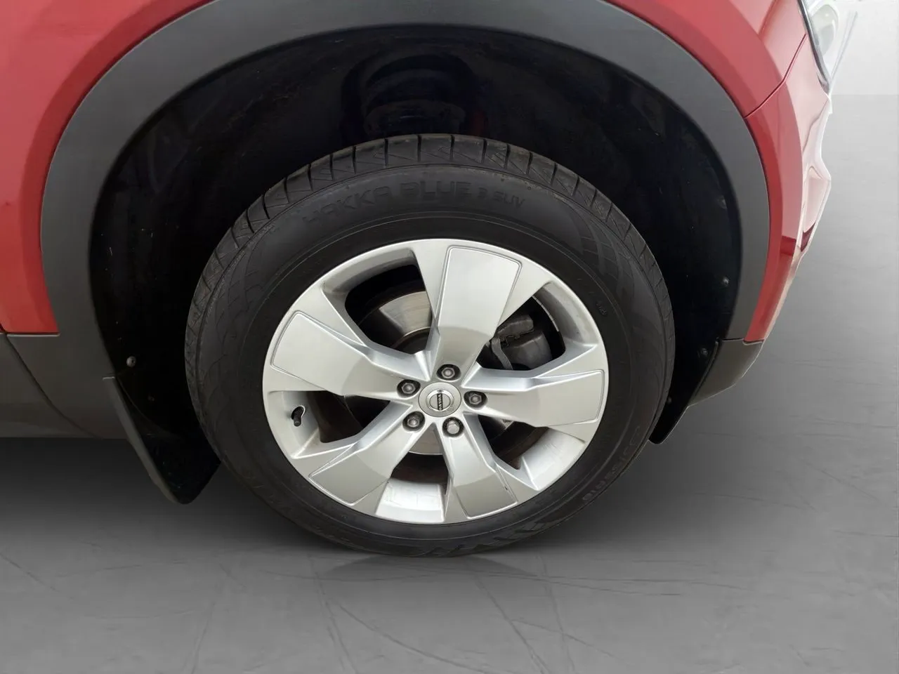 Vehicle image 36