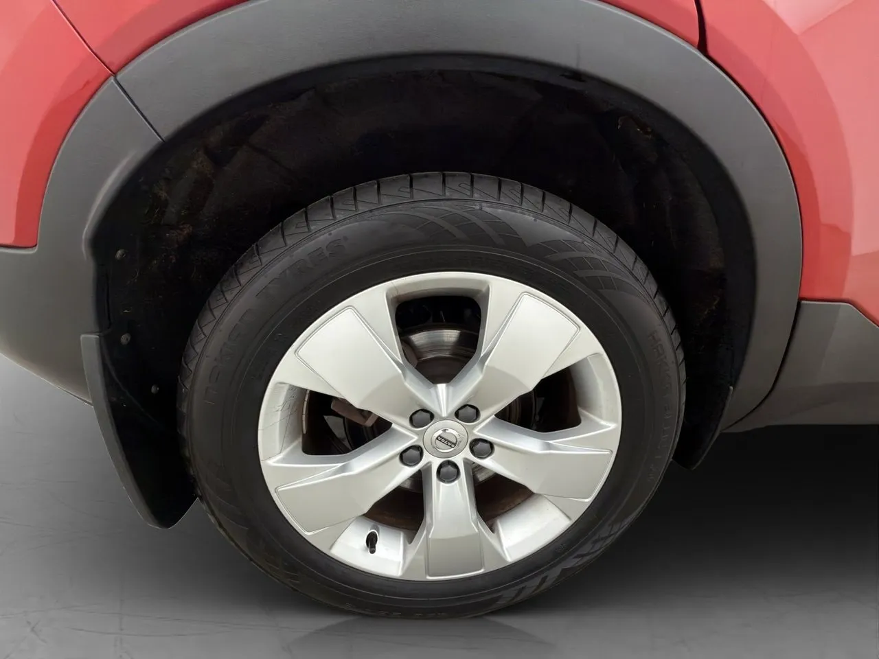 Vehicle image 35