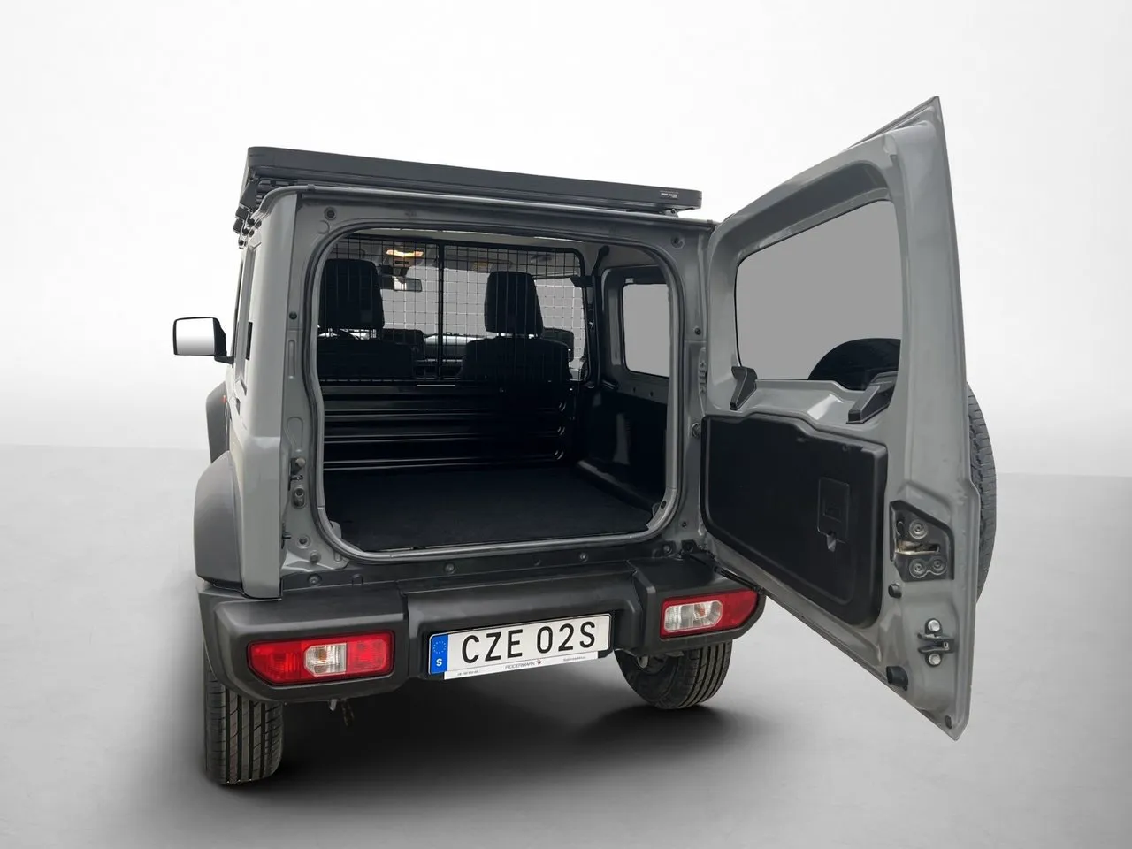 Vehicle image 7
