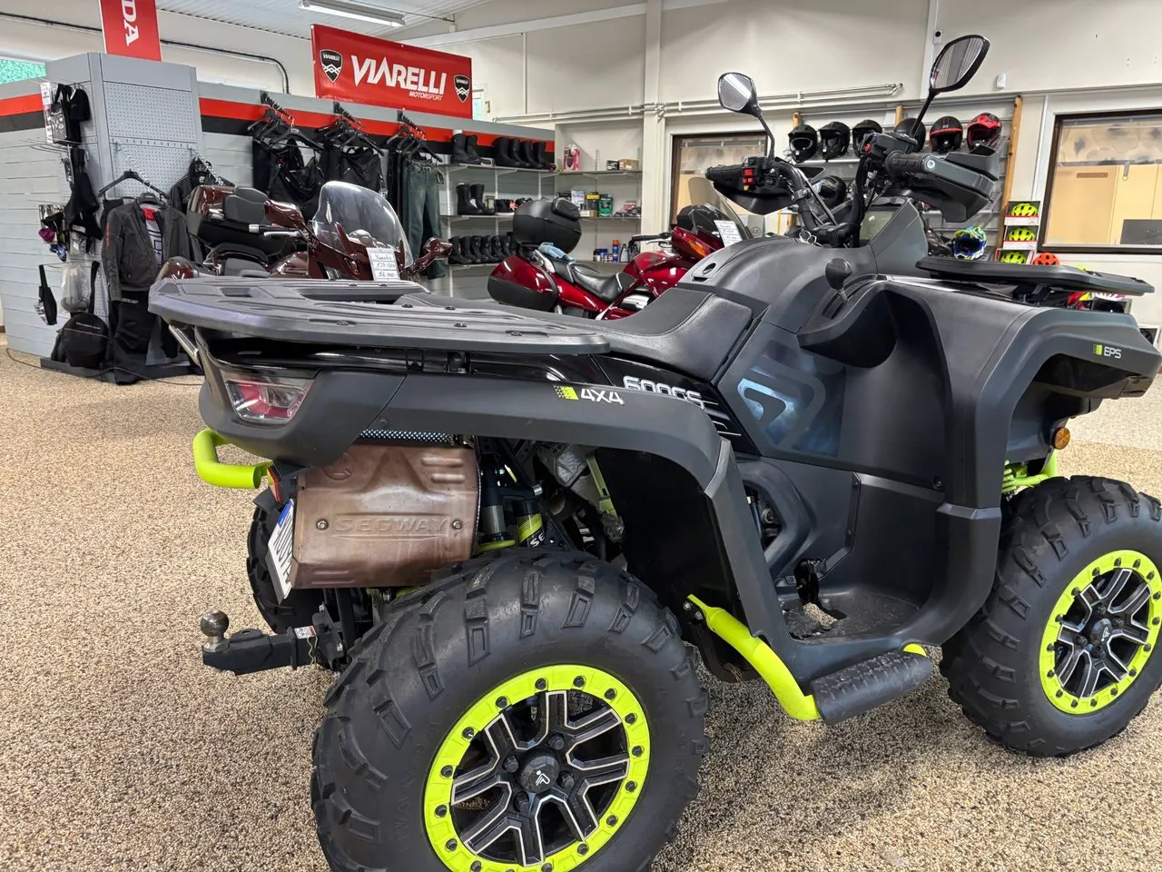 Vehicle image 2