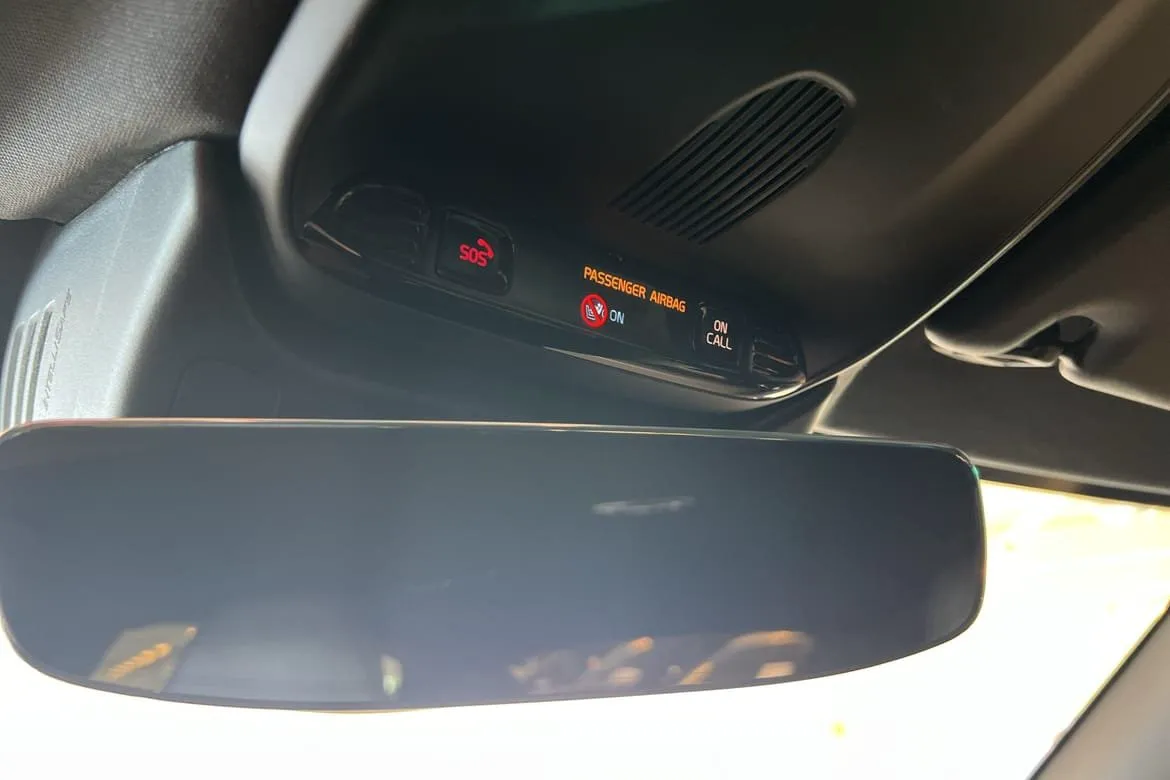 Vehicle image 23