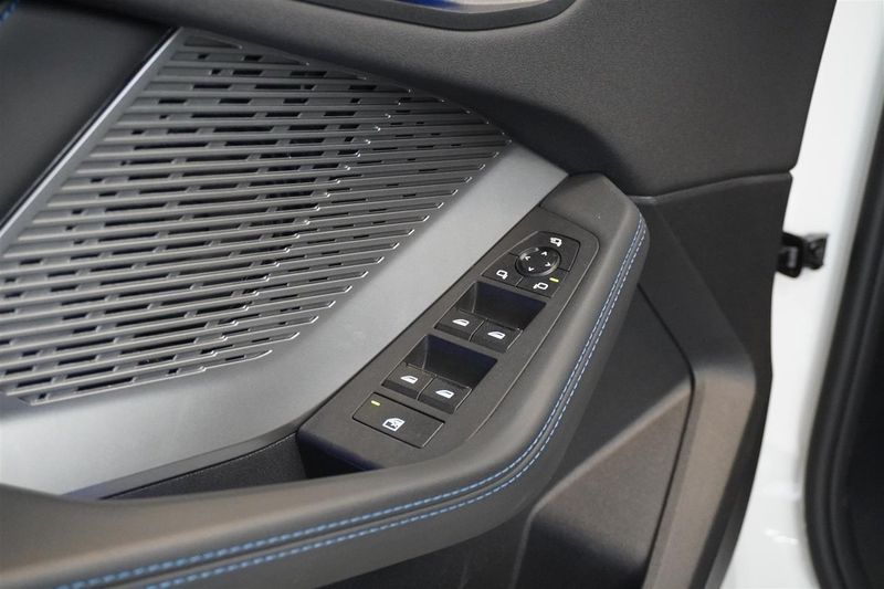 BMW 120 bild 11