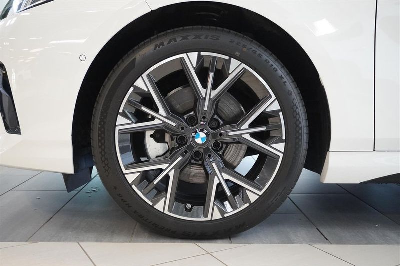 BMW 120 bild 10