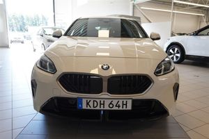 BMW 120 bild 8