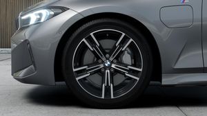 BMW 330 bild 7
